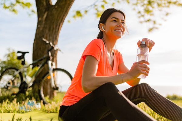 tonificar tu cuerpo y lucir increíble con la ropa deportiva de KZB